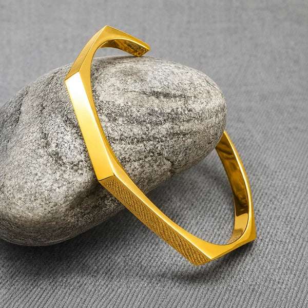 STAINLESS STEEL HEXAGON CUFF BANGLE BUY 1 GET 1 FREE